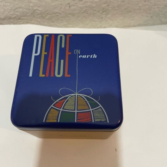 1 Fossil Collectible Presentation Genuine Display Gift Watch Tin Box empty - Picture 1 of 4